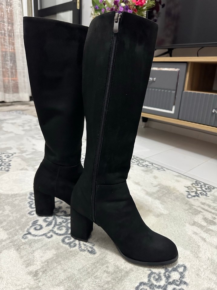 Siyah Süet Kadın Dizüstü Botlar - Görsel 5