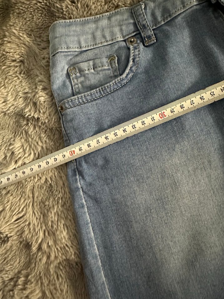 Kadın Mavi Kısa Kot Şort Rahat Kesim - Görsel 4