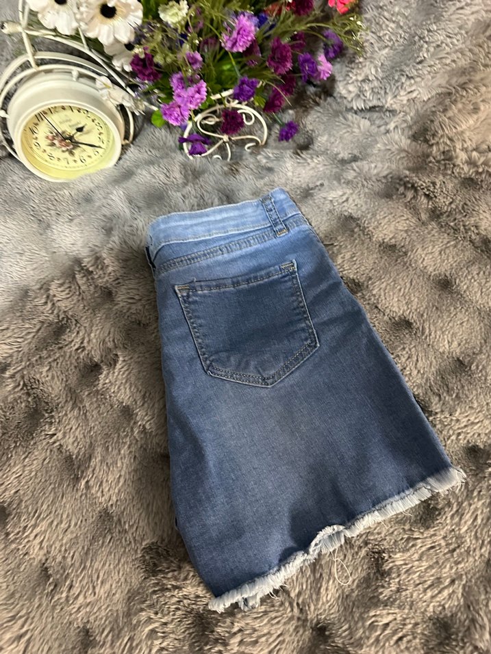 Kadın Mavi Kısa Kot Şort Rahat Kesim - Görsel 2