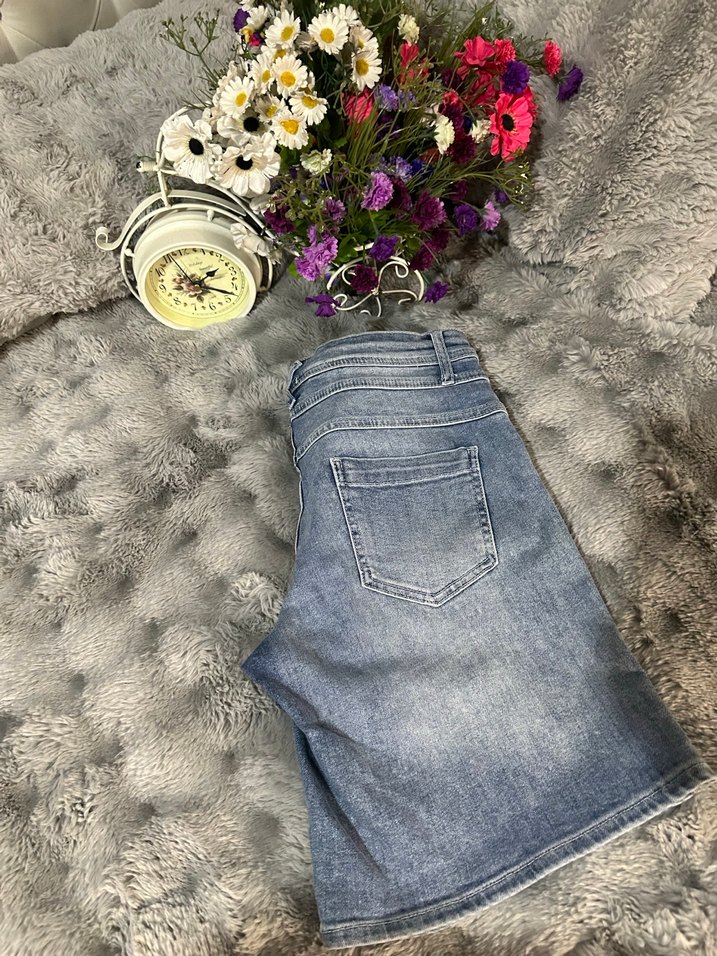 Gri Kadın Kürklü Kot Şort - Görsel 3