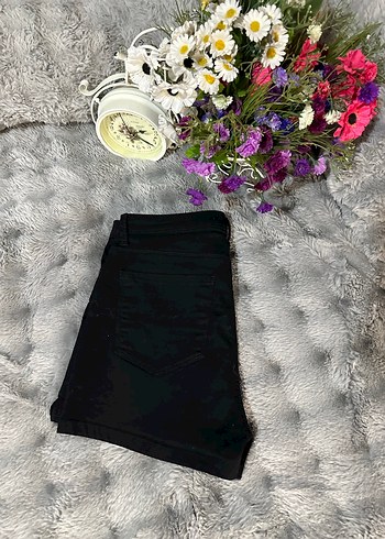 Düğmeli Siyah Mini Kadın Kot Şort - Görsel 3