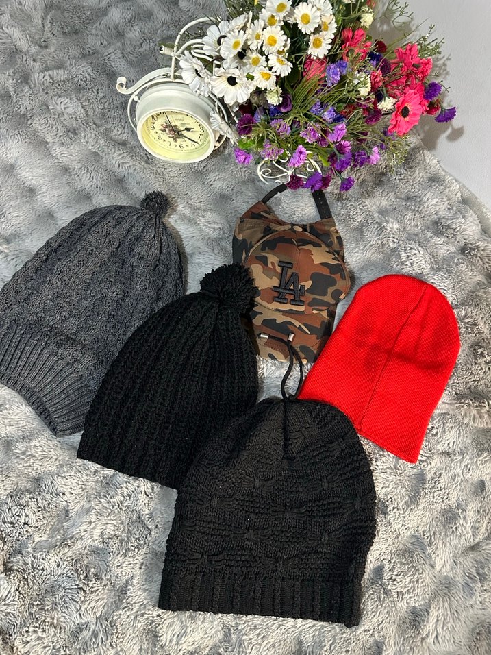 Hepsi toplu fiyattır Gri Örgü Kadın Bere - Görsel 3