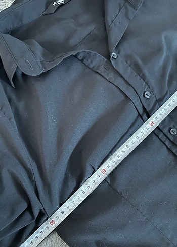 Siyah Düğmeli Uzun Kollu Kadın Gömlek - Görsel 5