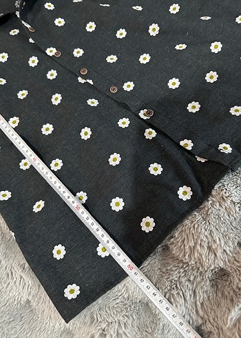 Siyah, düğmeli, kısa kollu, bol kesim gömlek - Görsel 5