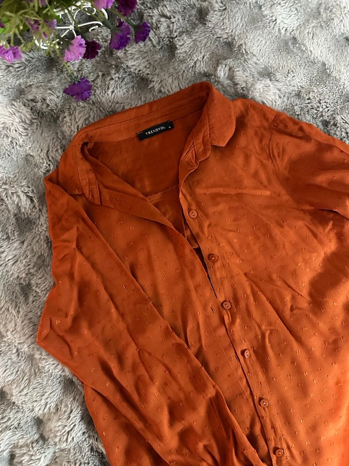 Düğmeli Kahverengi Süet Kadın Gömlek - Görsel 2