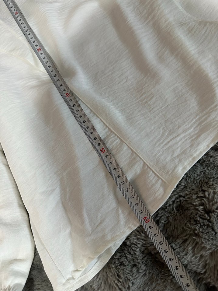 Kadın Beyaz V Yaka Uzun Kollu Bluz - Görsel 5