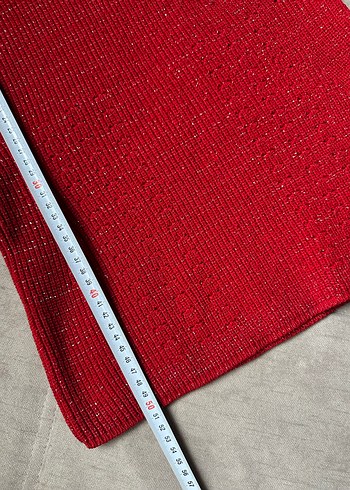 Kırmızı Parlak Balıkçı Yaka Kolsuz Triko - Görsel 6