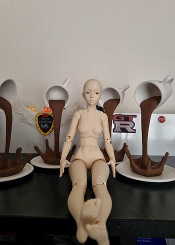 Bir çok şeyi kafasında kurup duran kadın abla - Görsel 4