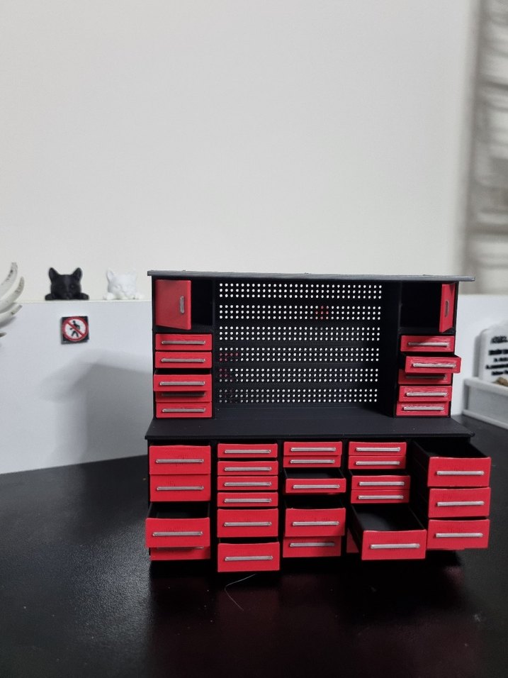 Çok çekmeceli kapaklı 1:18 diorama dolap - Görsel 4