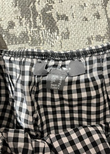 Nakışlı Fırfırlı omzu açık Bluz - Görsel 3