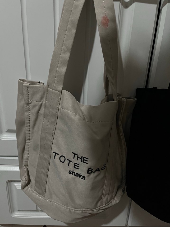 Siyah ve krem renkli tote çanta - Görsel 3