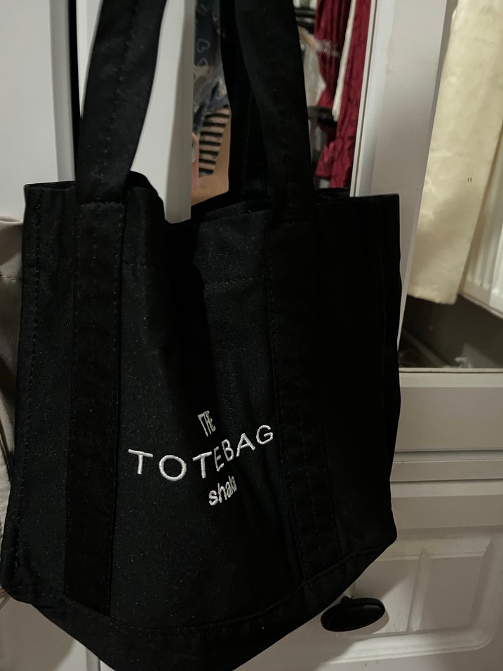 Siyah ve krem renkli tote çanta - Görsel 2