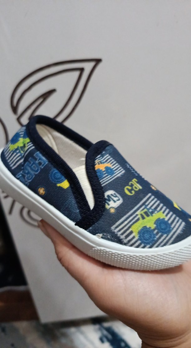 Renkli Baskılı Erkek Çocuk Kaydırmaz Ayakkabı - Görsel 2