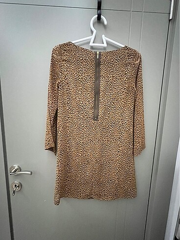 Pull and Bear Pull and Bear leopar desen elbise
