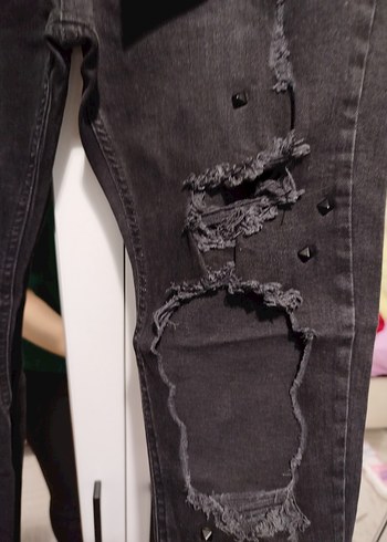 Siyah Yırtıklı Bol Kesim Kadın Kot Pantolon - Görsel 7