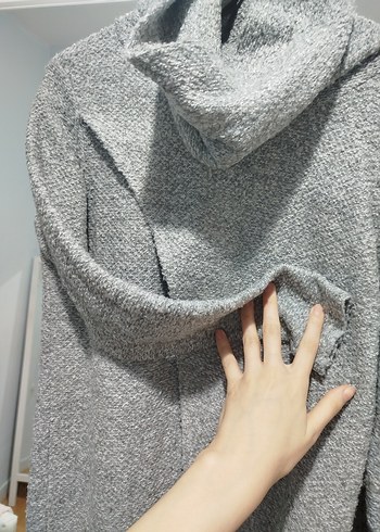 Gri Triko Yüksek Yakalı - Görsel 4