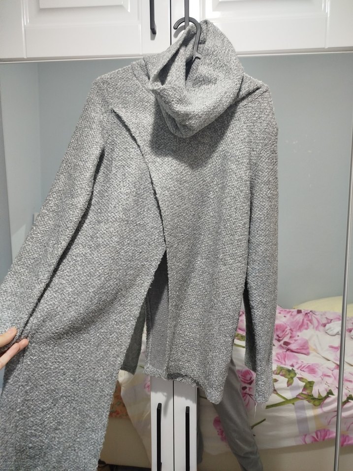 Gri Triko Yüksek Yakalı - Görsel 2