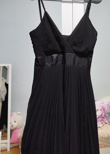 Kadın Siyah Piliseli Midi Abiye Elbise - Görsel 2