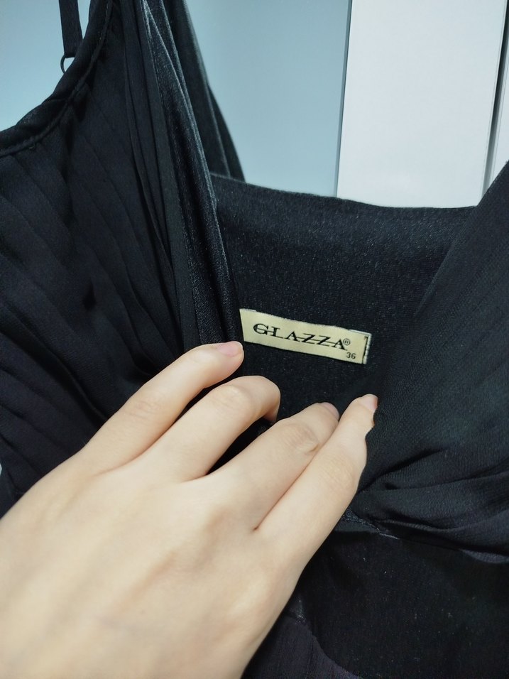 Kadın Siyah Piliseli Midi Abiye Elbise - Görsel 4