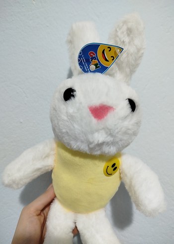 Sarı Yelekli Beyaz Peluş Tavşan Oyuncak - Görsel 3