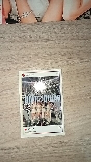Beden Renk Le sserafim,g-idle,itzy insta kart