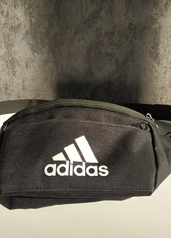 Adidas marka bel çantası