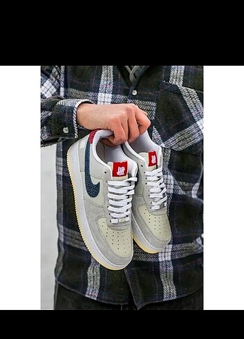 42 Beden çeşitli Renk Nike Air Force 1 Low Undefeated