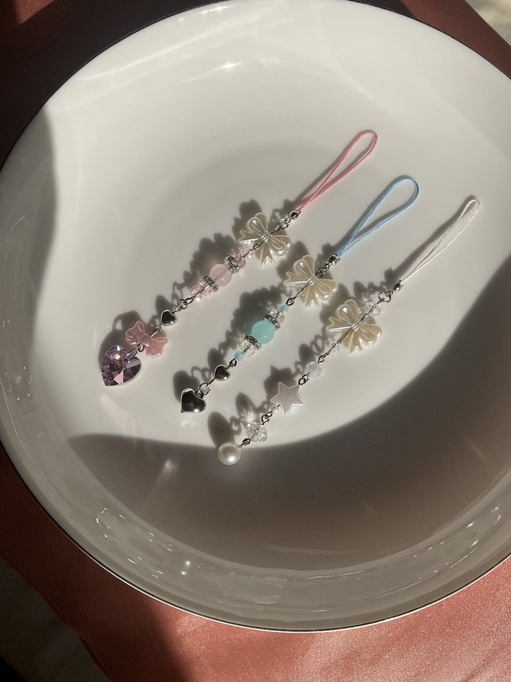 Pembe Boncuklu Çiçek Desenli Kadın Charm - Görsel 4