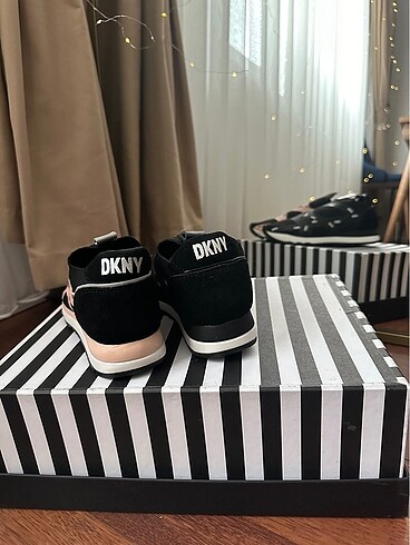 DKNY Spor ayakkabı