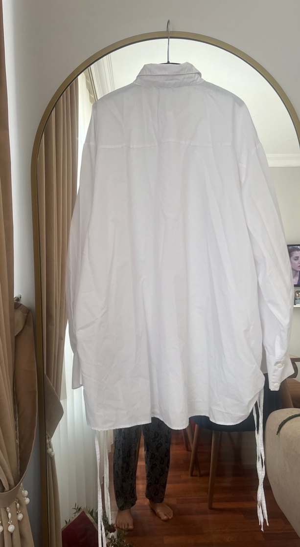 Düğmeli Beyaz Keten Gömlek - Görsel 3