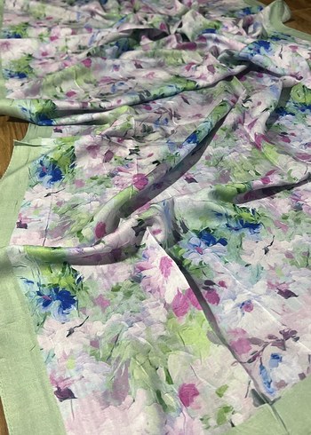 Çiçek Desenli Kadın Şal - Görsel 2