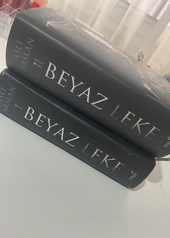 Beyaz Leke Roman Seti - Aslı Arslan