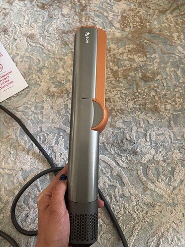 dyson airstrait