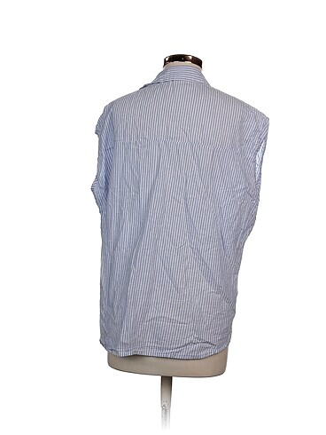 xl Beden Defacto Bluz %70 İndirimli.