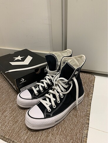 Converse Chuck Taylor All Star Lift Hi