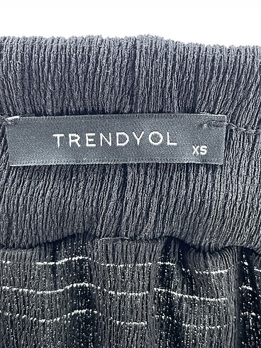 xs Beden siyah Renk Trendyol & Milla Mini Etek %70 İndirimli.