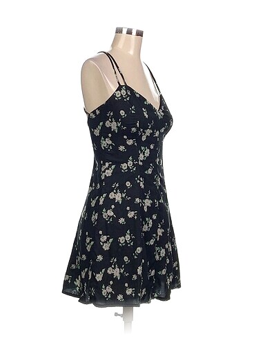 Trendyol & Milla Kısa Elbise %70 İndirimli. - Görsel 2