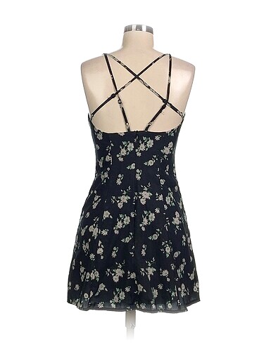 Trendyol & Milla Kısa Elbise %70 İndirimli. - Görsel 3