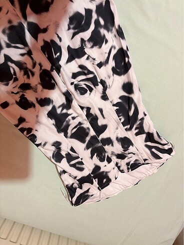xs Beden bershka elbise