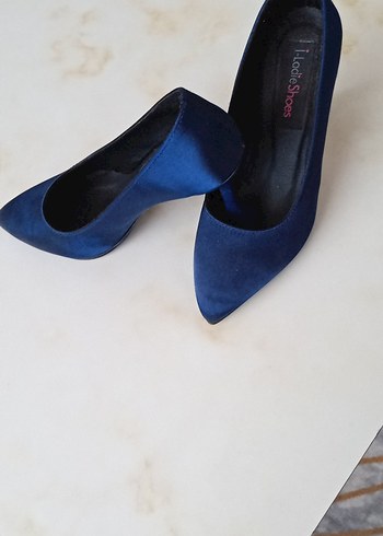 Kadın Lacivert Stiletto Topuklu Ayakkabı