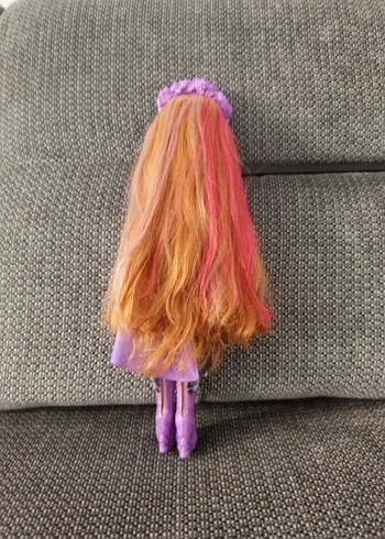  Beden Ever After High Holly O'hair