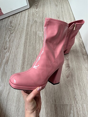 37 Beden bershka pembe streç platform topuklu bot
