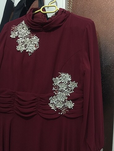 Bordo abiye