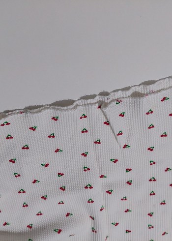 Beyaz Kiraz Desenli Tişört - Görsel 5