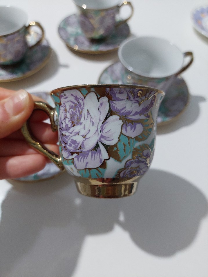 Vintage Mor Çiçek Desenli Porselen Fincan Takımı - Görsel 3