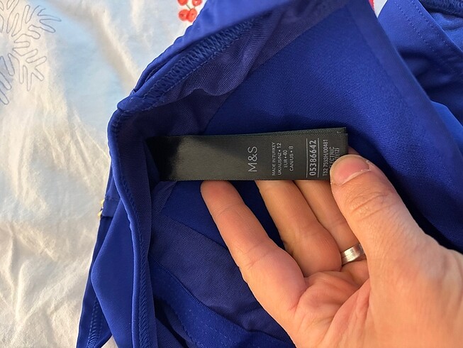 40 Beden Kadın mayo 1 kere giyildi sıfır ayarında M&S marka