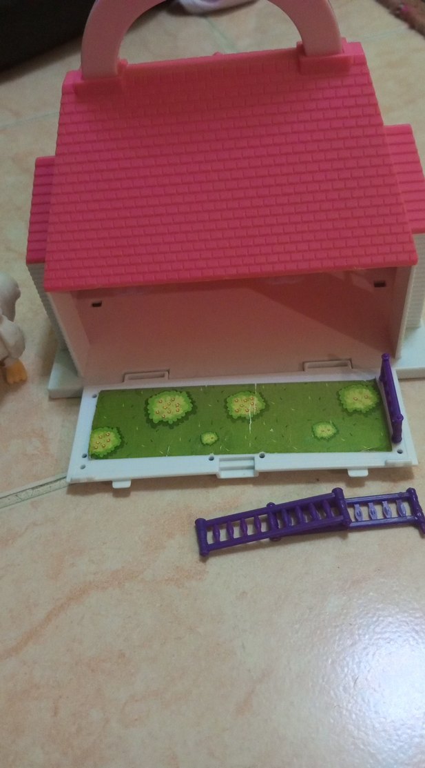 Renkli Oyuncak Ev Seti ve Figür - Görsel 3