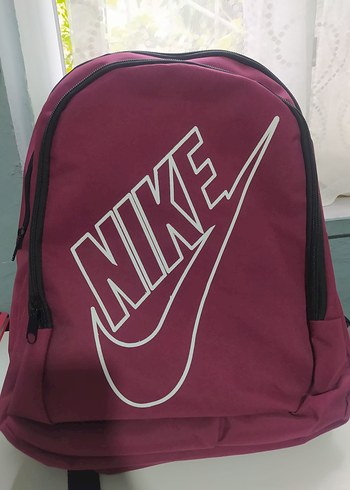 Nike Bordo Spor Sirt Cantasi