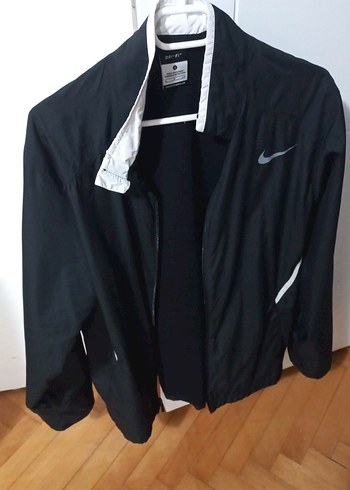 Nike Siyah Fermuarlı Erkek Yağmurluk