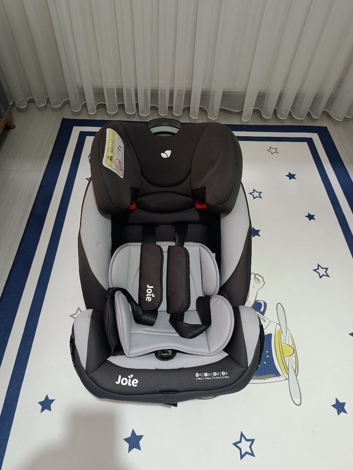 Joie Gri Çocuk Araba Koltuğu - Görsel 2